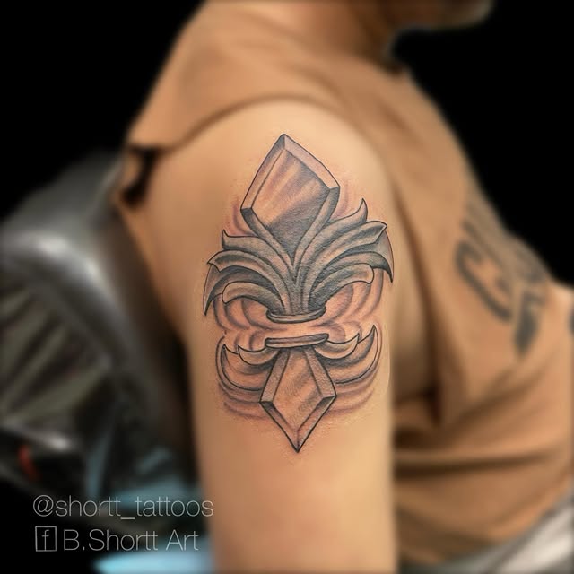 Instagram post by @shortt_tattoos
