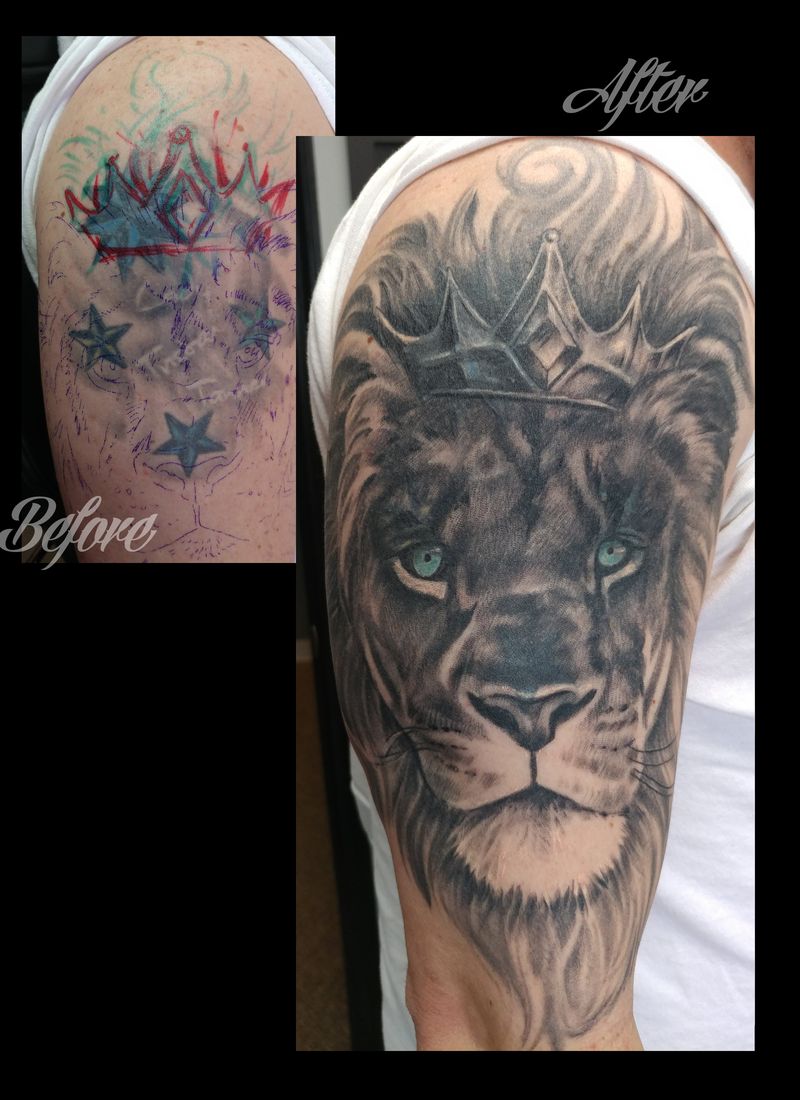 Realistic lion shoulder tattoo